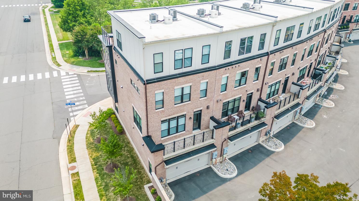 22871 Emberbrook Circle Brambleton, VA 20148 - Photo 45 of 50