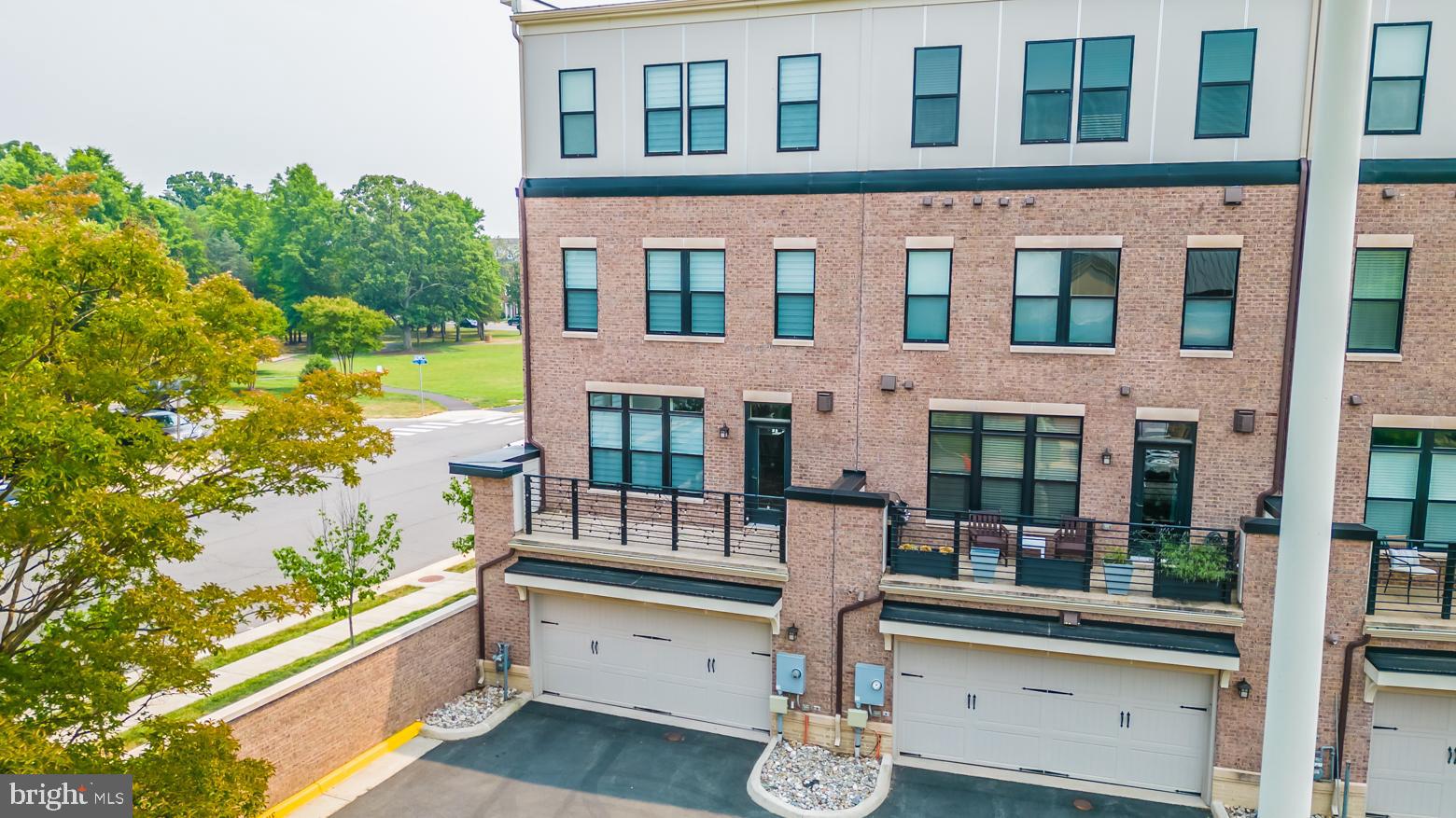 22871 Emberbrook Circle Brambleton, VA 20148 - Photo 47 of 50