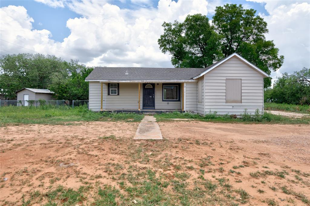 3001 Old Anson Road Abilene, TX 79603 - Photo 1 of 16 Backyard