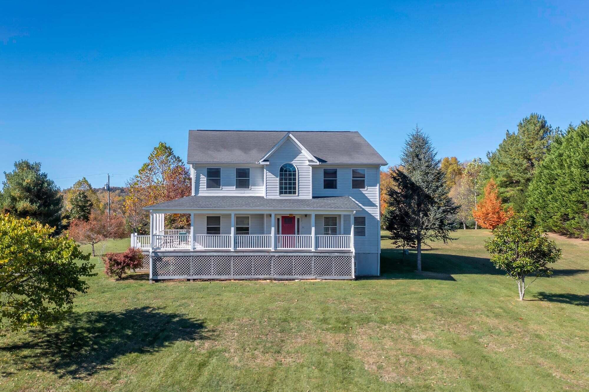 105 Ridgefield Way Lexington, VA 24450 - Photo 3 of 47 4 105 Ridgefield Way