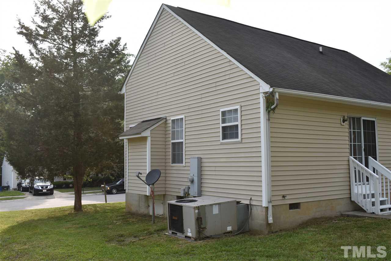 227 Ruby Ridge Road Durham, NC 27703 - Photo 5 of 15 Gallery Image 5