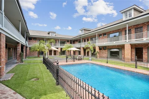 $199,000 | 1629 Washington Avenue, Unit 201, New Orleans, LA 70130