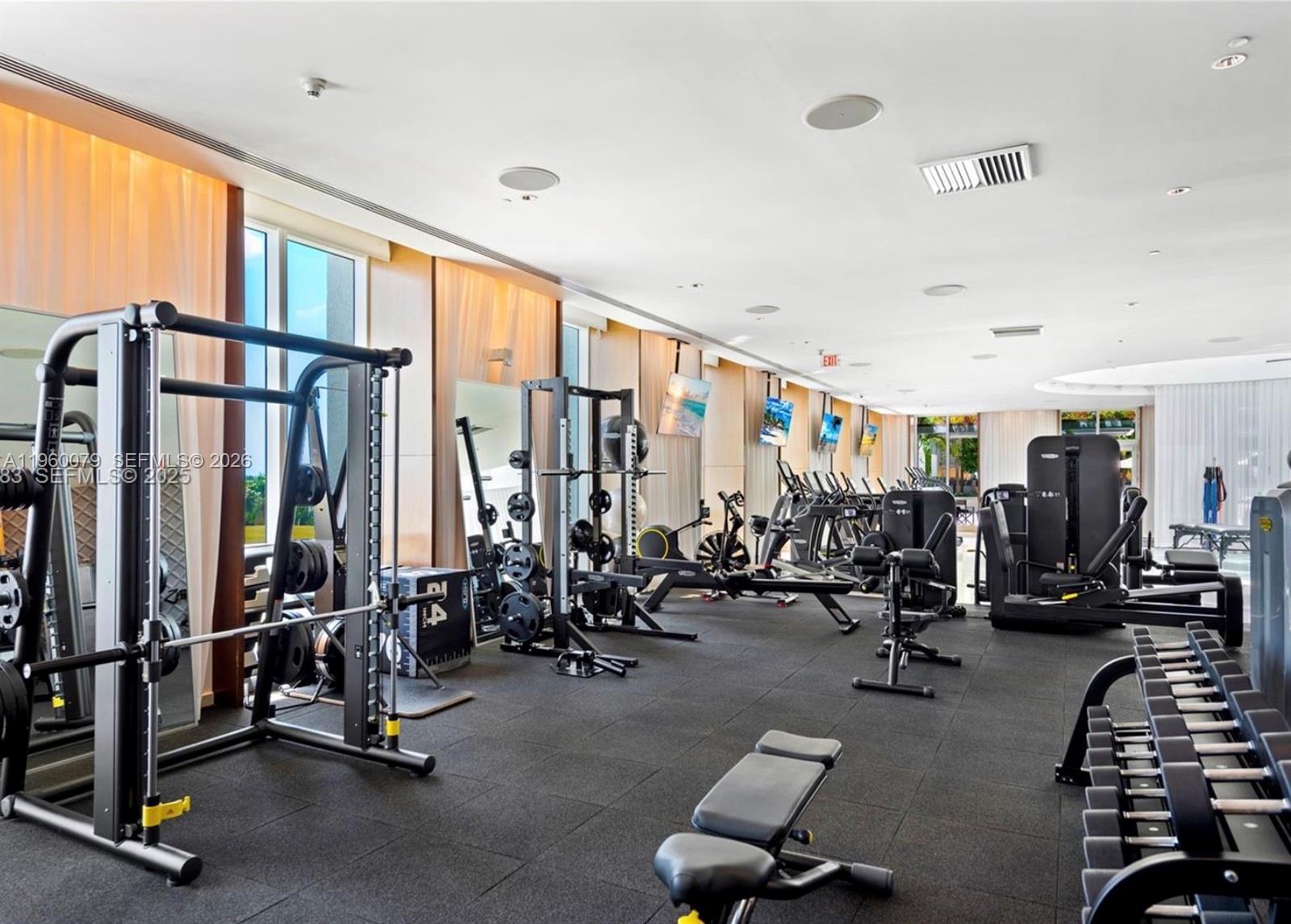 450 Alton Road, Unit 2806 Miami Beach, FL 33139 - Photo 28 of 39