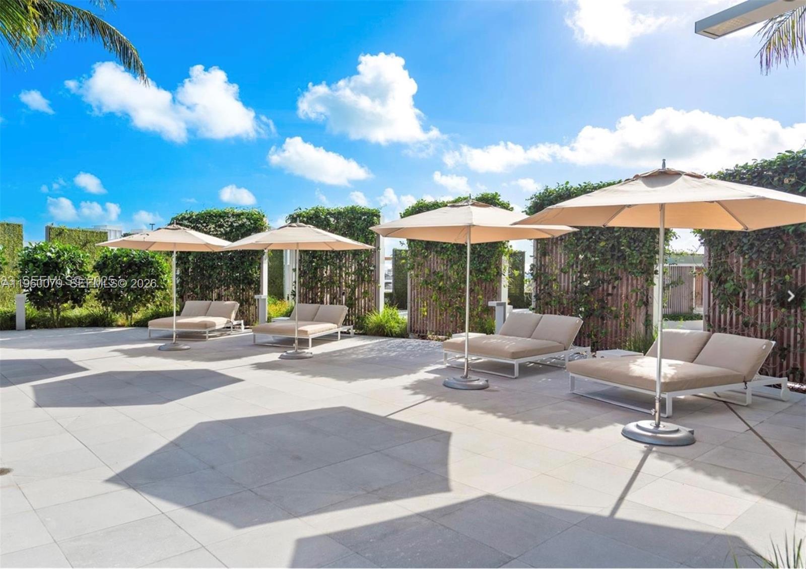 450 Alton Road, Unit 2806 Miami Beach, FL 33139 - Photo 33 of 39