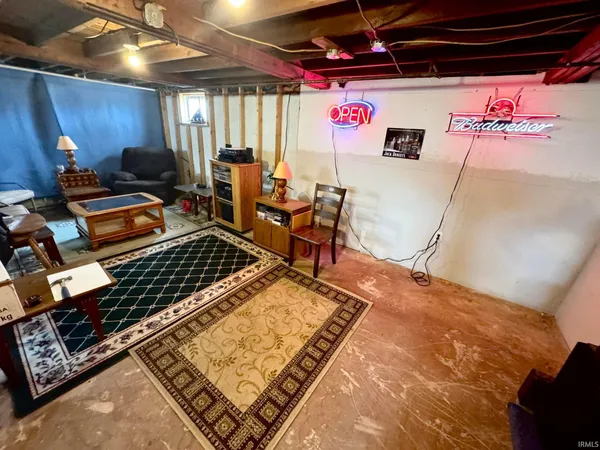 $195,000 | 533 Grayton Road, Kingsford Heights, IN 46346