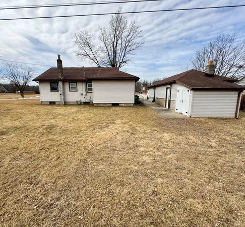 $195,000 | 533 Grayton Road, Kingsford Heights, IN 46346