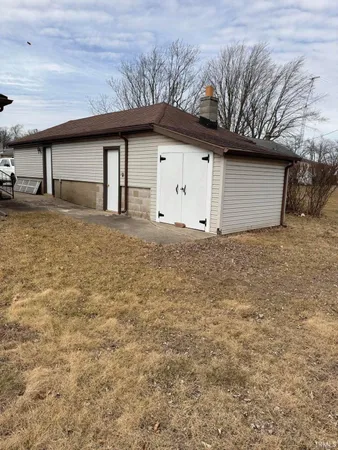 $195,000 | 533 Grayton Road, Kingsford Heights, IN 46346