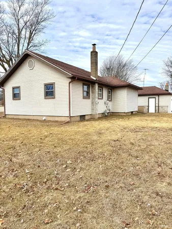 $195,000 | 533 Grayton Road, Kingsford Heights, IN 46346