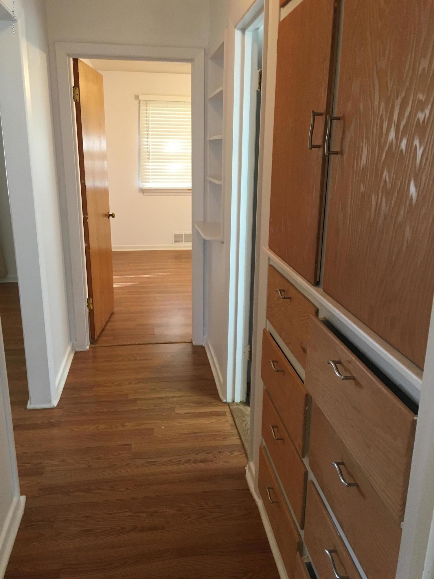 3604 South Rusk Street Amarillo, TX 79109 - Photo 13 of 17 Hallway storage