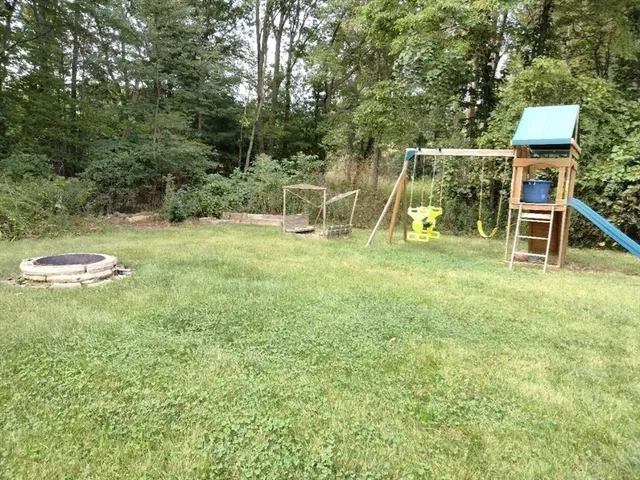 $390,000 | 2045 Winthrop Street, Dighton, MA 02764