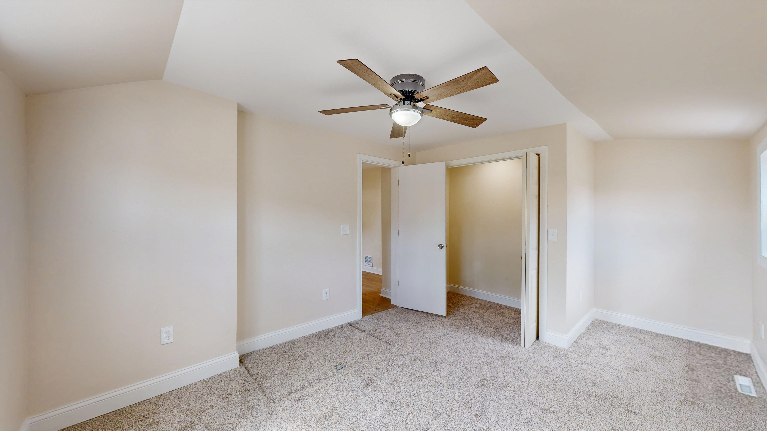 1222 South 7th Prairie du Chien, WI 53821 - Photo 10 of 36