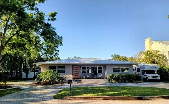 $1,800,000 | 3217 West Lawn Avenue, Tampa, FL 33611