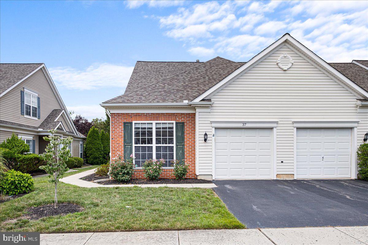 37 Jester Street Bear, DE 19701 - Photo 2 of 55 Beautiful Homefront