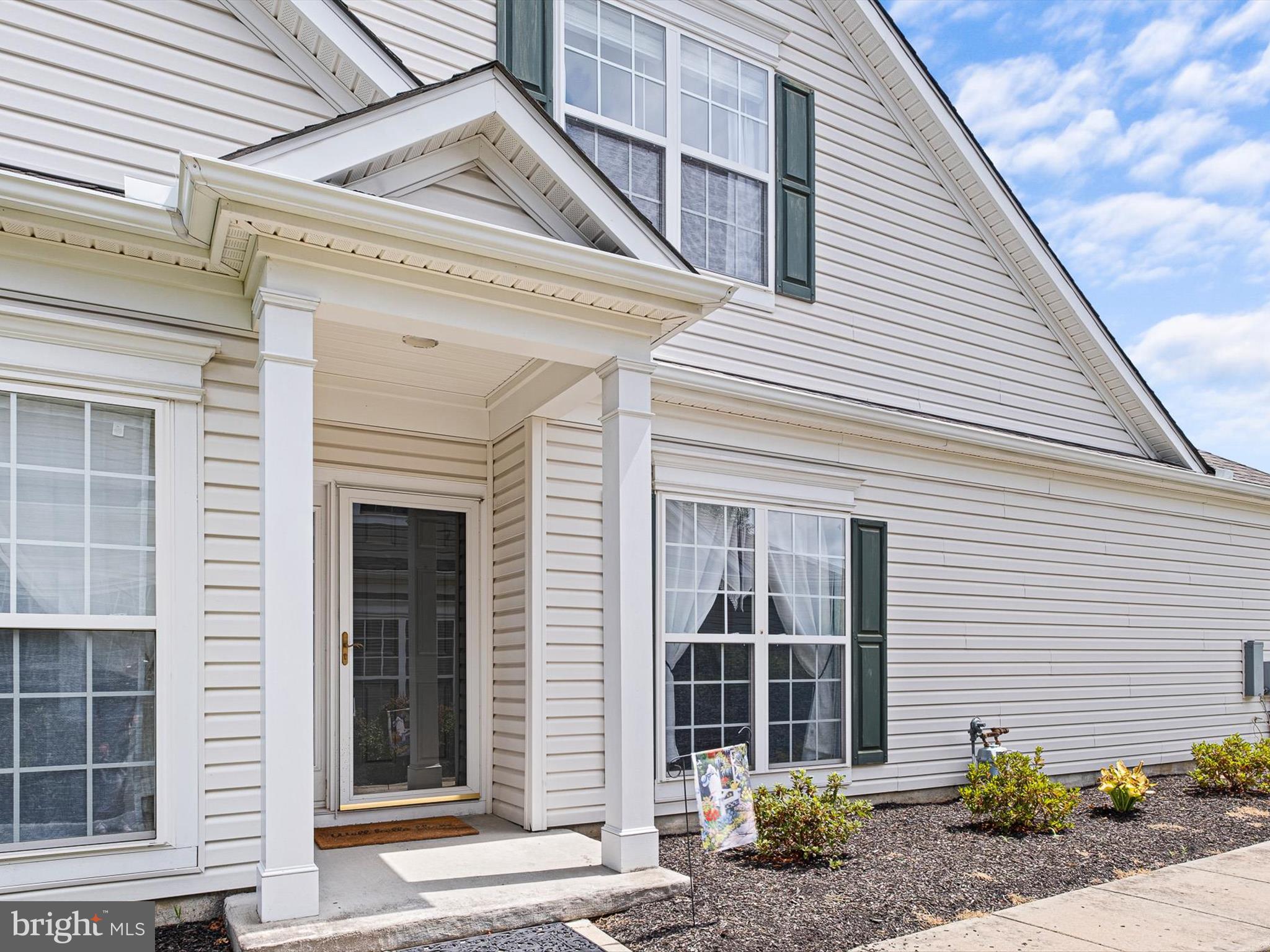 37 Jester Street Bear, DE 19701 - Photo 4 of 55 Inviting Entry