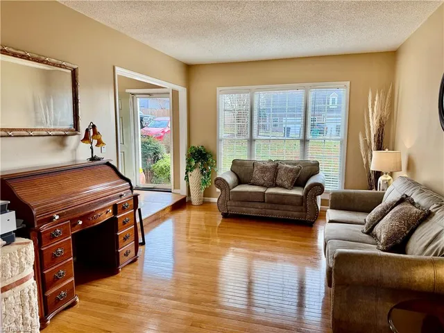 $425,000 | 3713 Blairwood Street, High Point, NC 27265