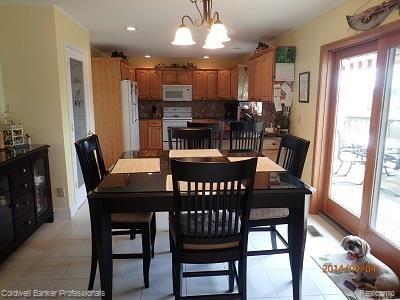 520 Maple Grove Road Lapeer, MI 48446 - Photo 4 of 48 Kitchen.jpg