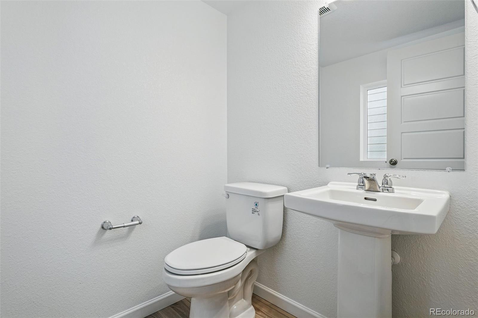 2116 Chambers Road Brighton, CO 80601 - Photo 14 of 31 Gallery Image 14