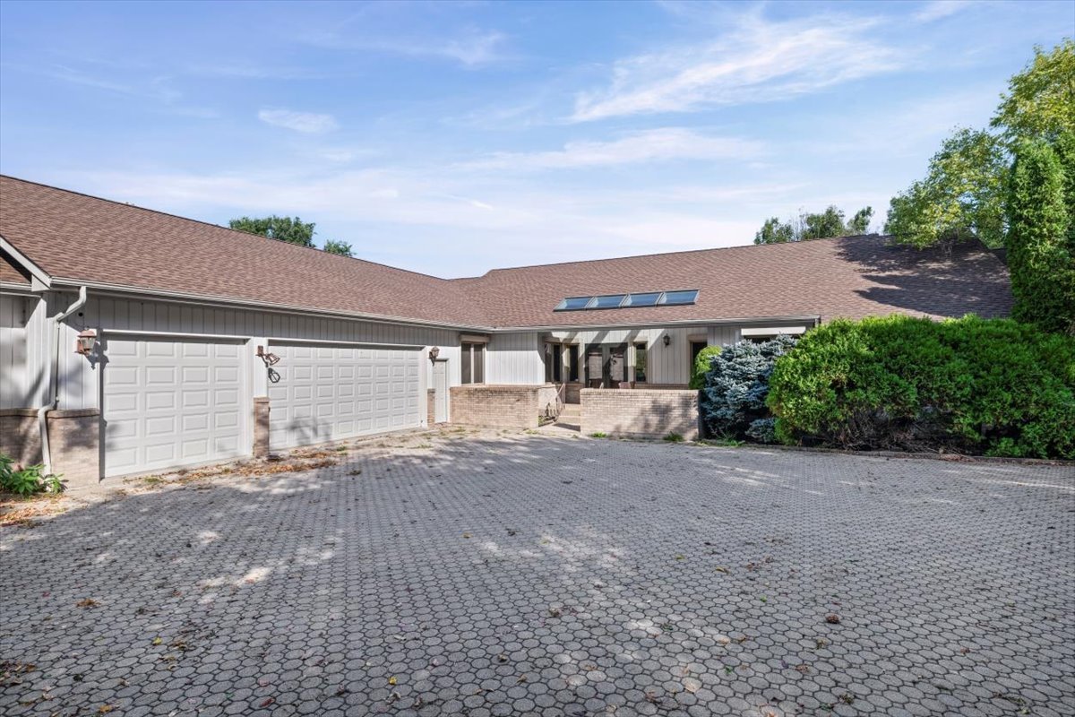 7510 East Tryon Grove Road Richmond, IL 60071 - Photo 6 of 63
