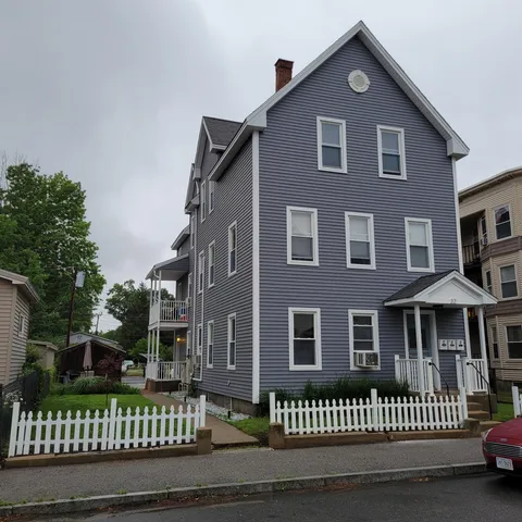 $2,000 | 32 Hevey Street, Unit 3, Manchester, NH 03102