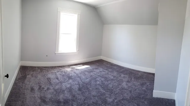 $2,000 | 32 Hevey Street, Unit 3, Manchester, NH 03102