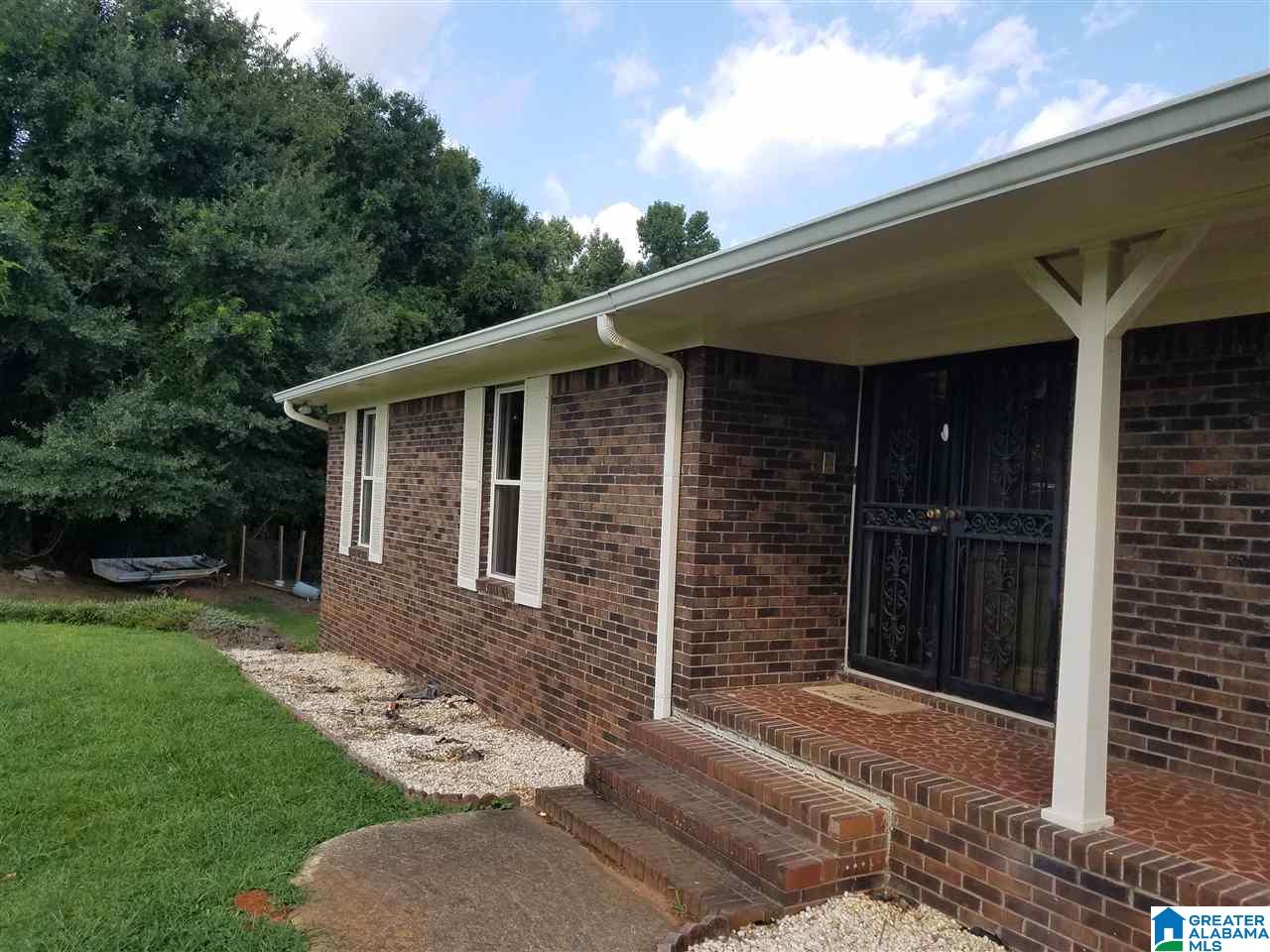 1060 Alpine Way Pelham, AL 35124 - Photo 4 of 10