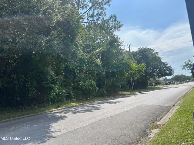 $250,000 | 0 Bartlett Avenue, Pascagoula, MS 39567