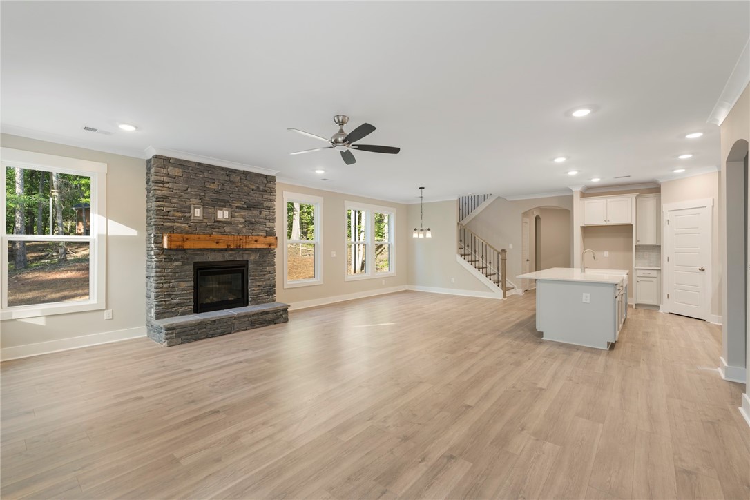 116 Hawnes Place Anderson, SC 29621 - Photo 8 of 38