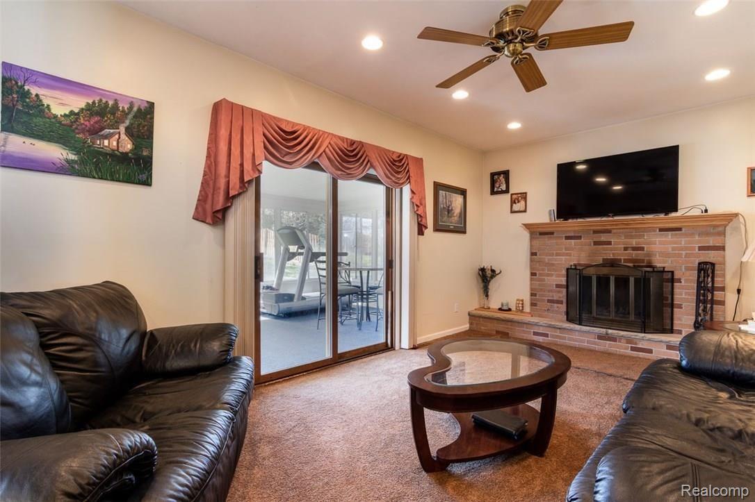 719 Huntington Road Grand Blanc, MI 48439 - Photo 15 of 30 DSC_6642-Edit (1).jpg