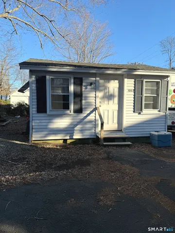 $1,200 | 106 Wall Street, Madison, CT 06443