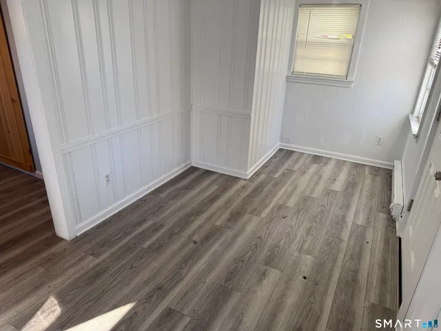 $1,200 | 106 Wall Street, Madison, CT 06443