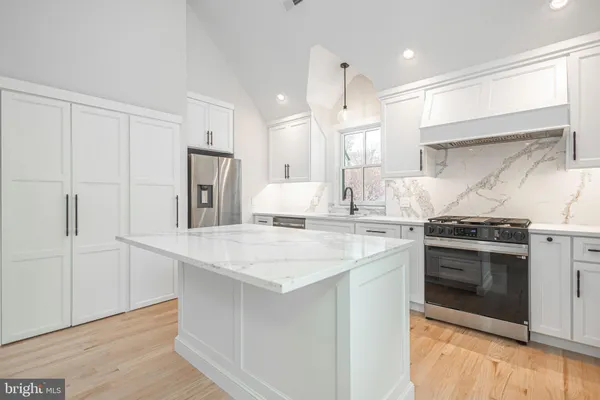 $3,000 | 156 West Oakland Avenue, Doylestown, PA 18901