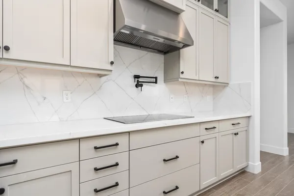 $890,472 | 8388 Iron Creek Drive, Friant, CA 93626