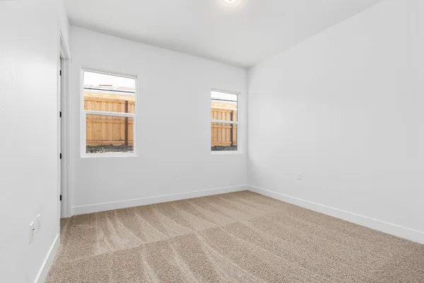 $890,472 | 8388 Iron Creek Drive, Friant, CA 93626