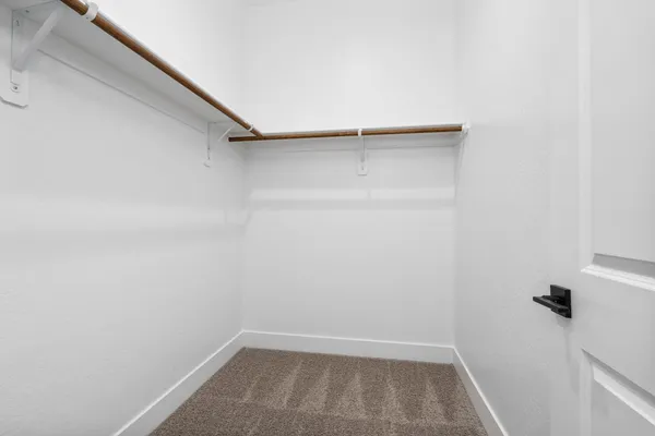 $890,472 | 8388 Iron Creek Drive, Friant, CA 93626