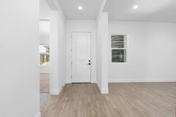 $890,472 | 8388 Iron Creek Drive, Friant, CA 93626