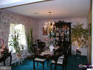 309 Ponds Edge Road West Chester, PA 19382 - Photo 4 of 6 Gallery Image 4