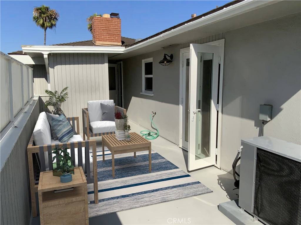 2137 Channel Road Newport Beach, CA 92661 - Photo 11 of 21 Patio Off Of Primary Suite - Virtually Staged