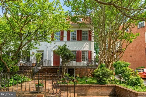 $1,700,000 | 2015 Allen Place Northwest, Washington, DC 20009