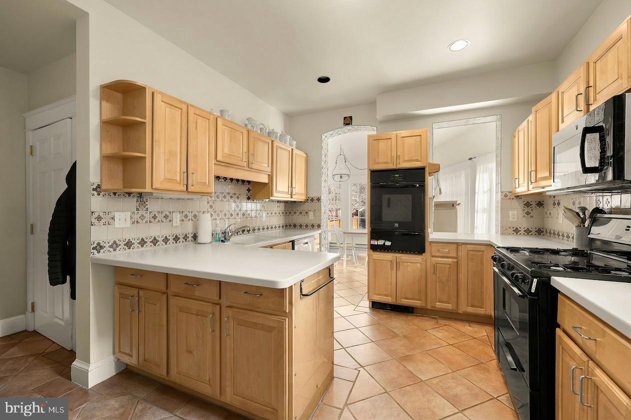 2015 Allen Place Northwest Washington, DC 20009 - Photo 13 of 34 Image is virtually rendered