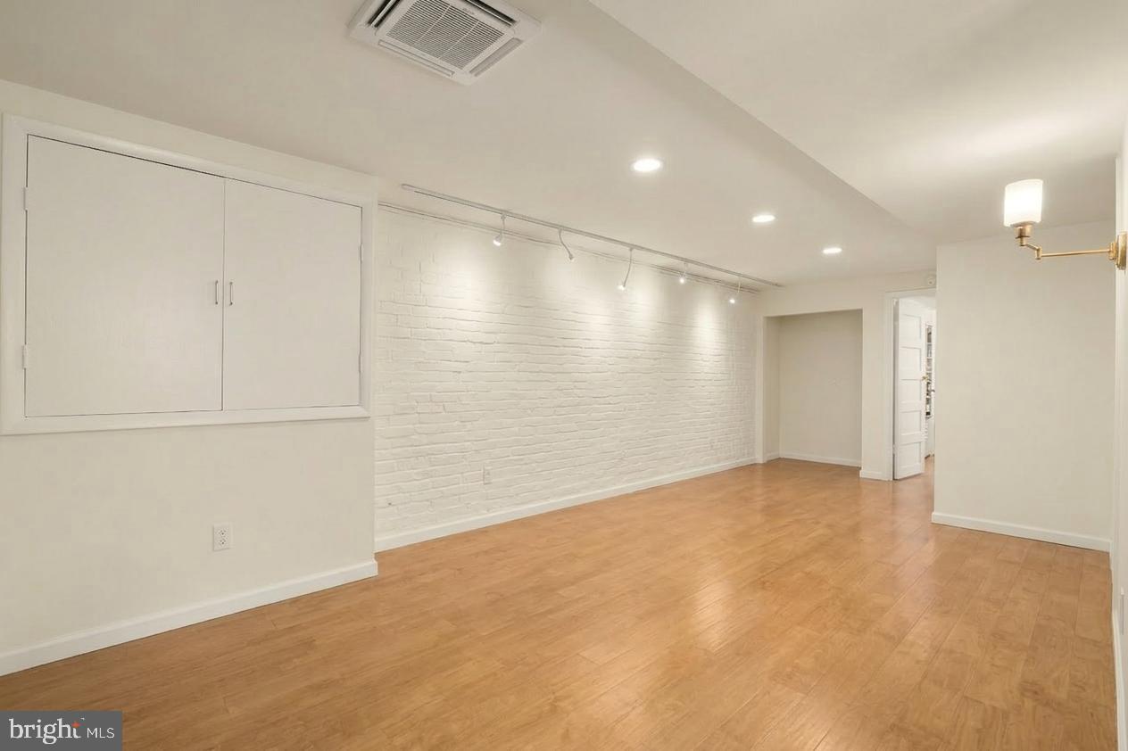 2015 Allen Place Northwest Washington, DC 20009 - Photo 29 of 34 Image is virtually rendered