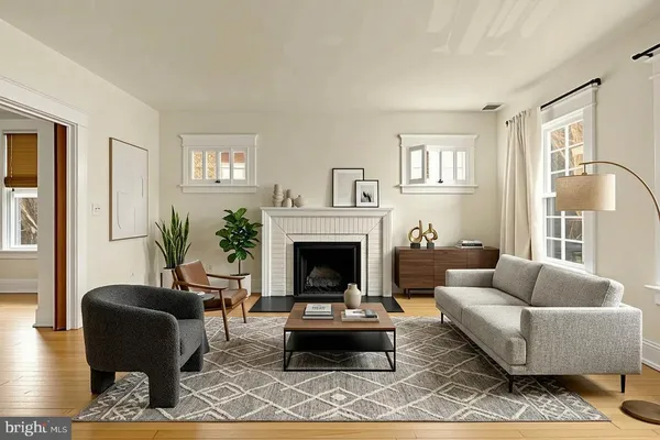 $1,700,000 | 2015 Allen Place Northwest, Washington, DC 20009