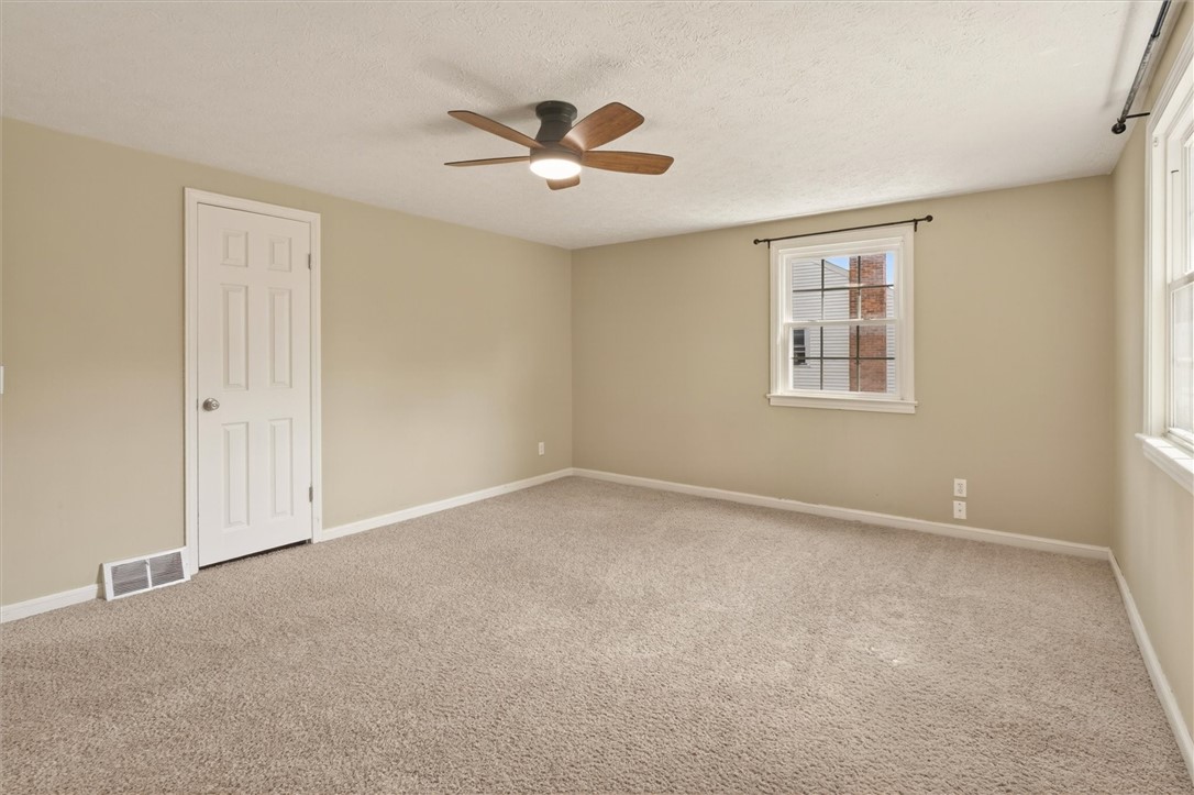 1792 Winton Road North Irondequoit, NY 14609 - Photo 38 of 48