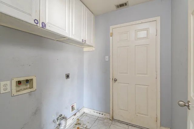 a view of a closet area