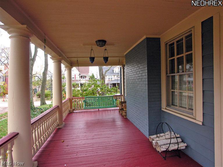 2952 Hampshire Road Cleveland, OH 44118 - Photo 15 of 19 Charming side porch