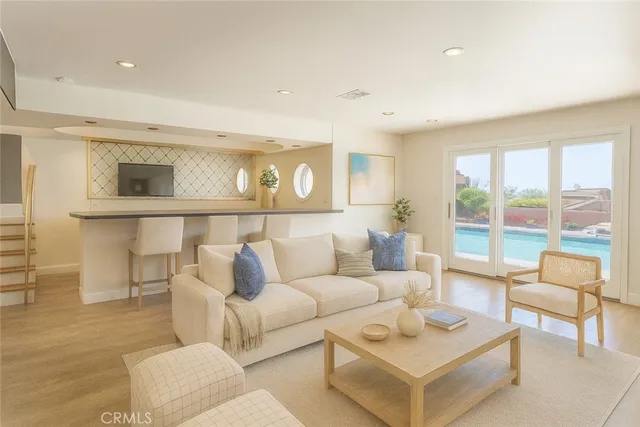 $1,695,000 | 5726 Sunmist Drive, Rancho Palos Verdes, CA 90275