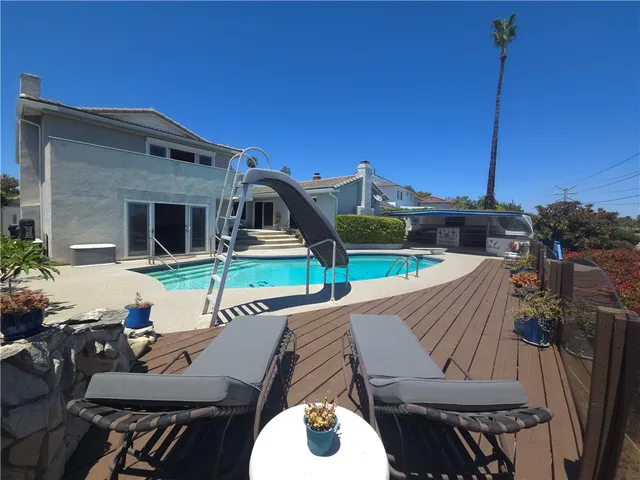 $1,695,000 | 5726 Sunmist Drive, Rancho Palos Verdes, CA 90275