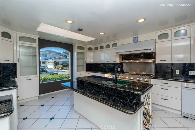 $1,695,000 | 5726 Sunmist Drive, Rancho Palos Verdes, CA 90275