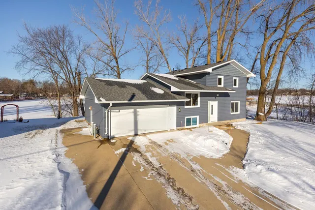$525,000 | 17208 Peterborg Road, Eden Prairie, MN 55346