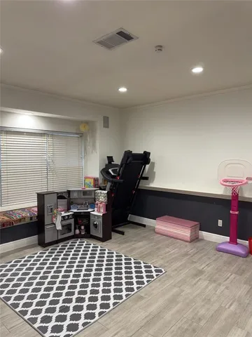 a view of a house with entertaining space