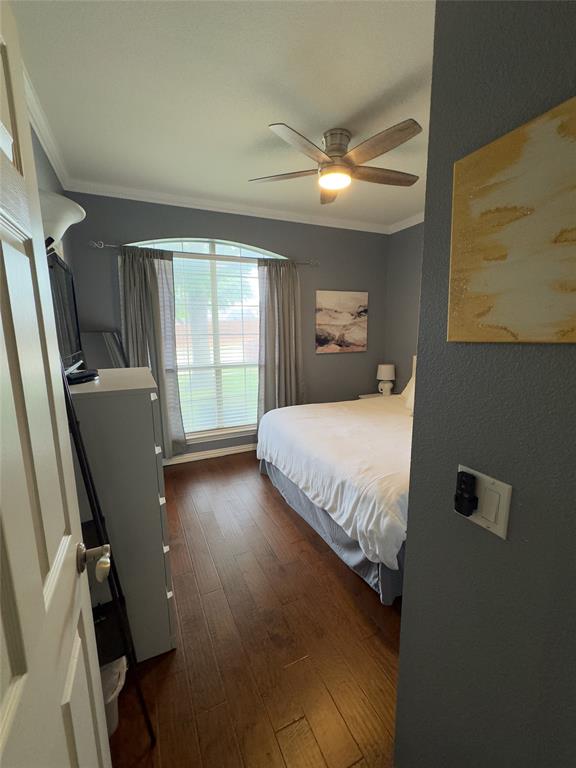 413 Ridge Meade Drive Lewisville, TX 75067 - Photo 6 of 23 a bedroom with bed and window